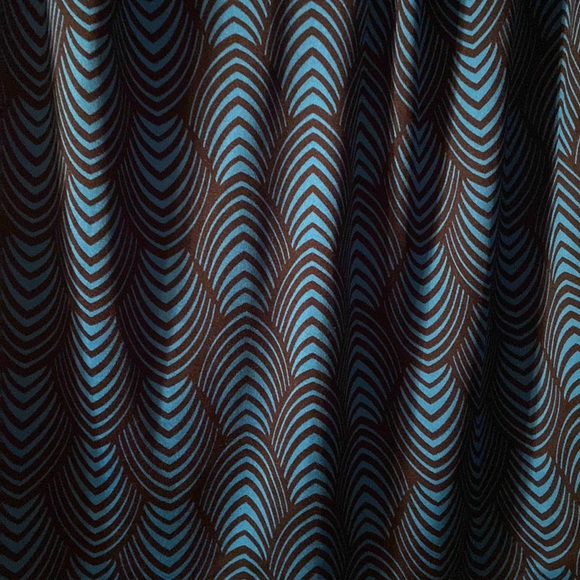 Medium Blouse 💜 - Picture 2 of 6